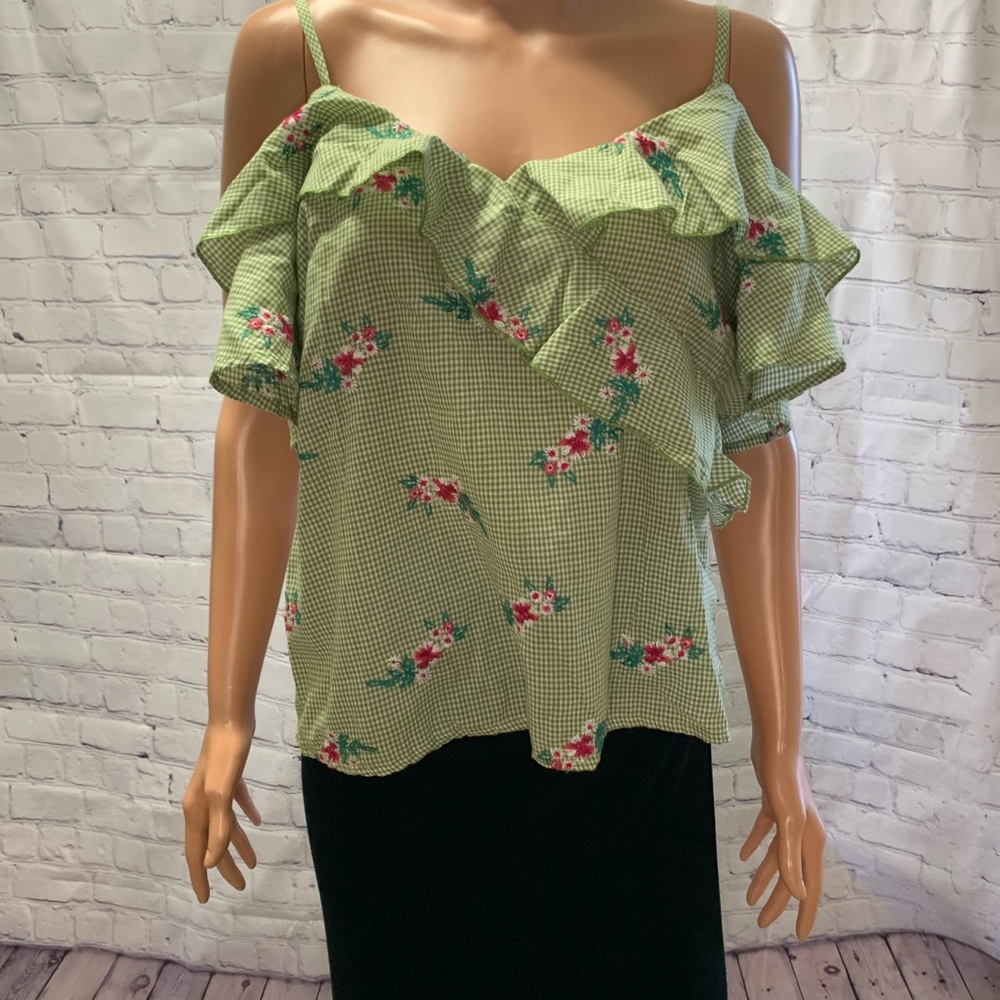 Gypsies & moondust size small lime green floral plaid top